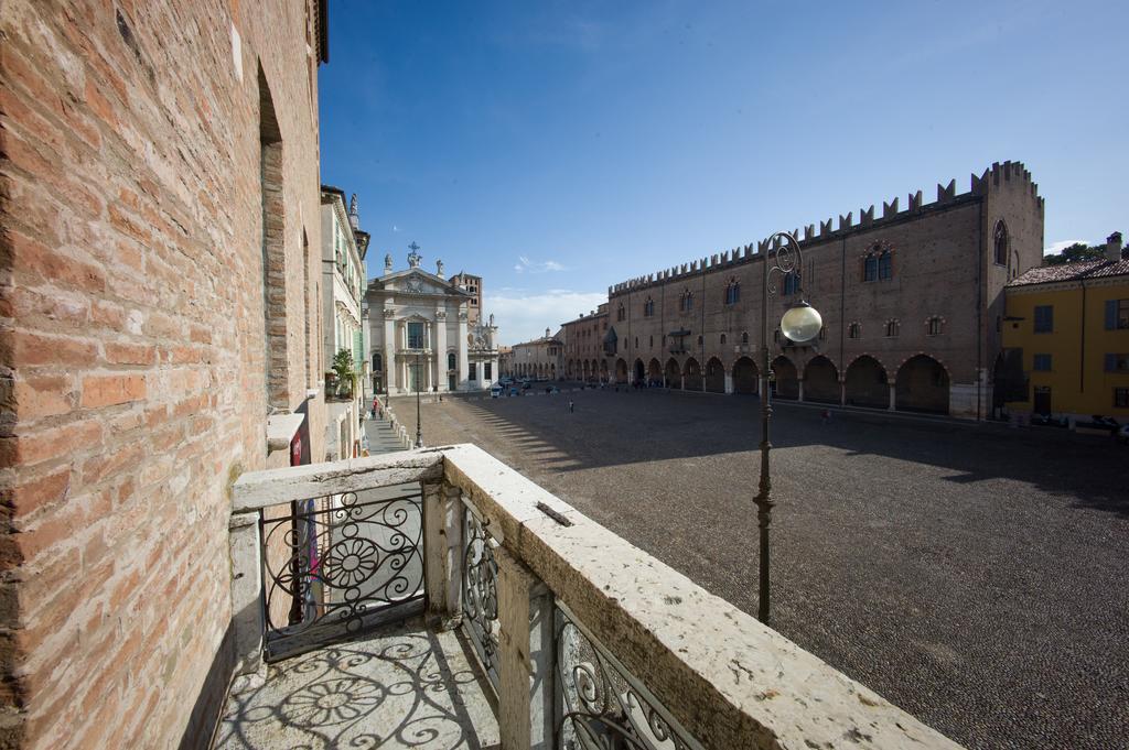 Palazzo Castiglioni Luxury Suite And Rooms Μάντοβα Εξωτερικό φωτογραφία
